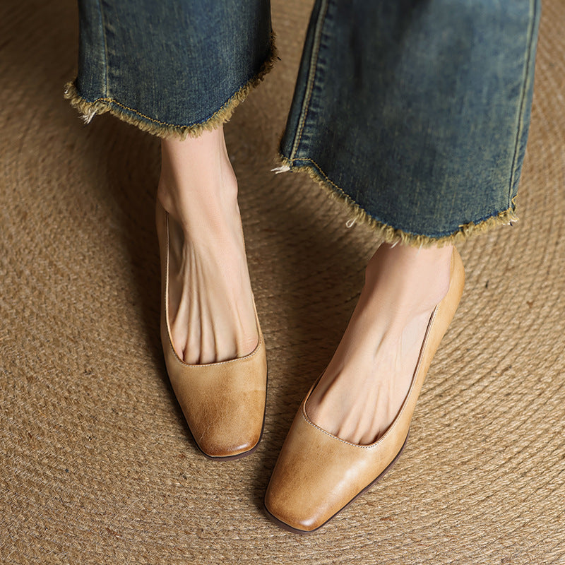 Alice – Escarpins en Cuir Carrés