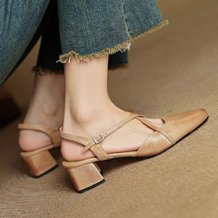 Alexia – Talons en Cuir