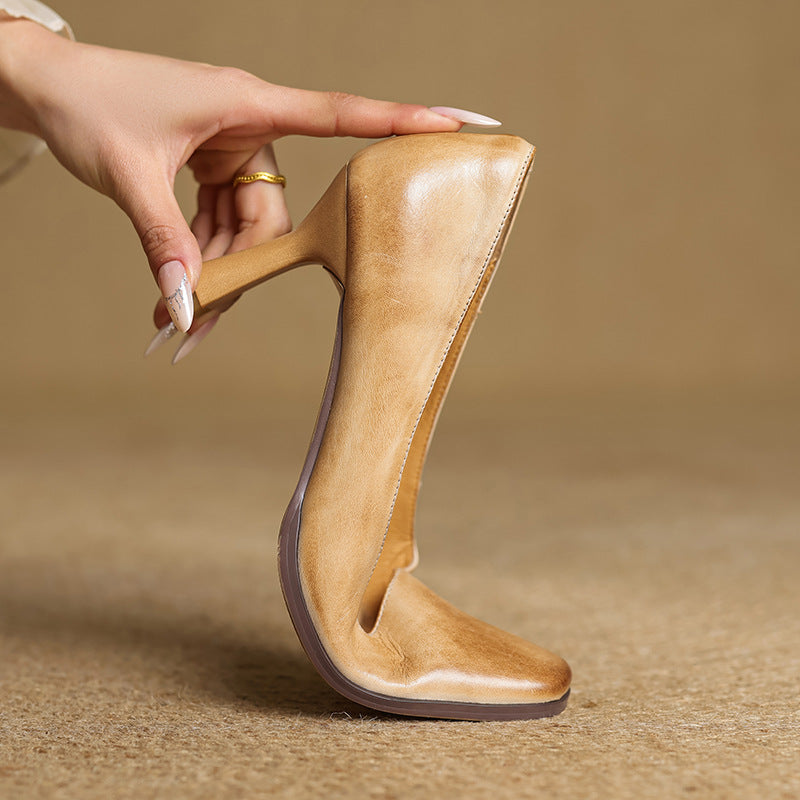 Alice – Escarpins en Cuir Carrés