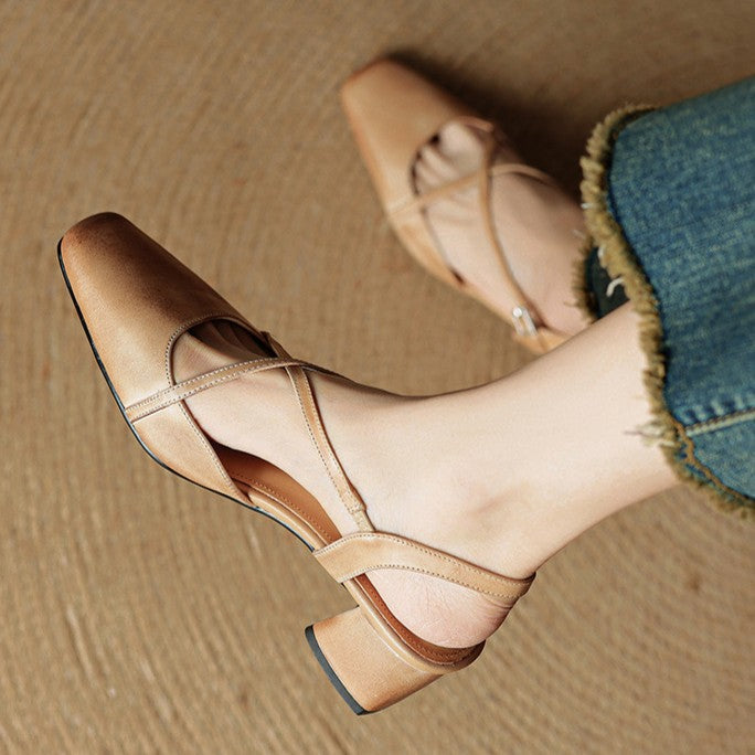 Alexia – Talons en Cuir