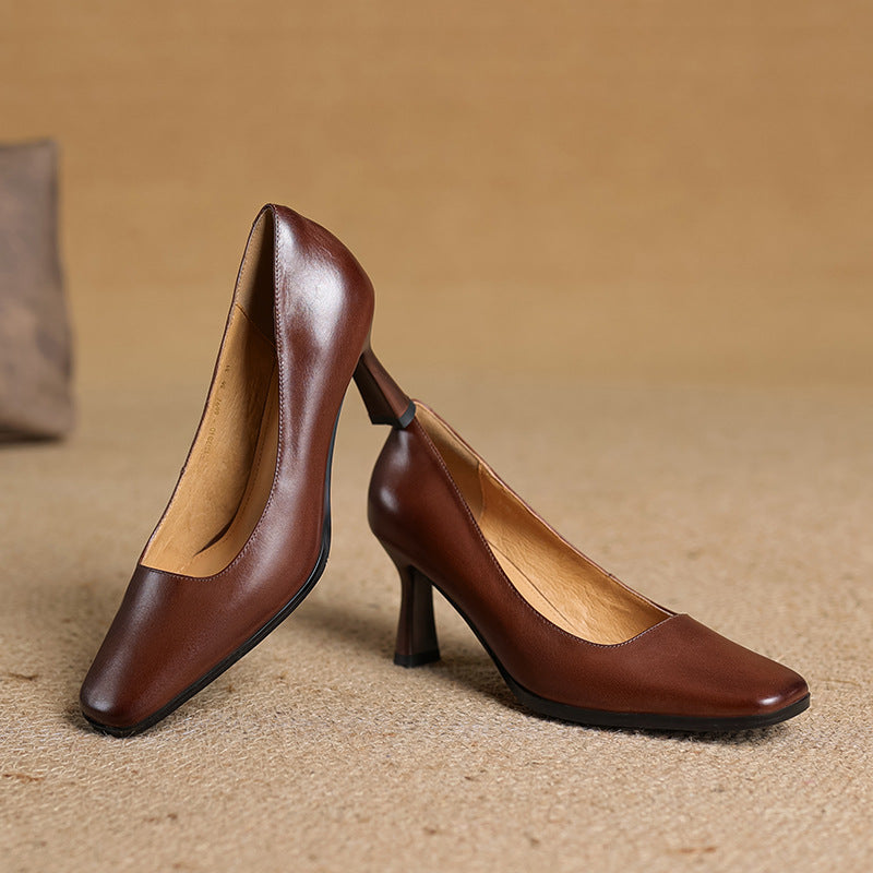 Alice – Escarpins en Cuir Carrés