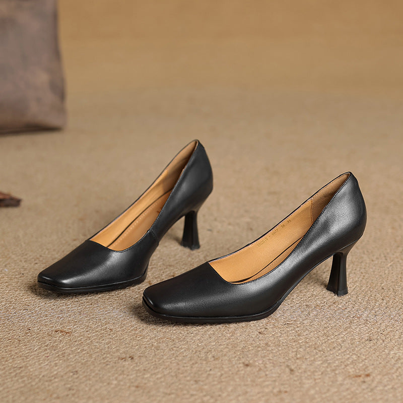Alice – Escarpins en Cuir Carrés