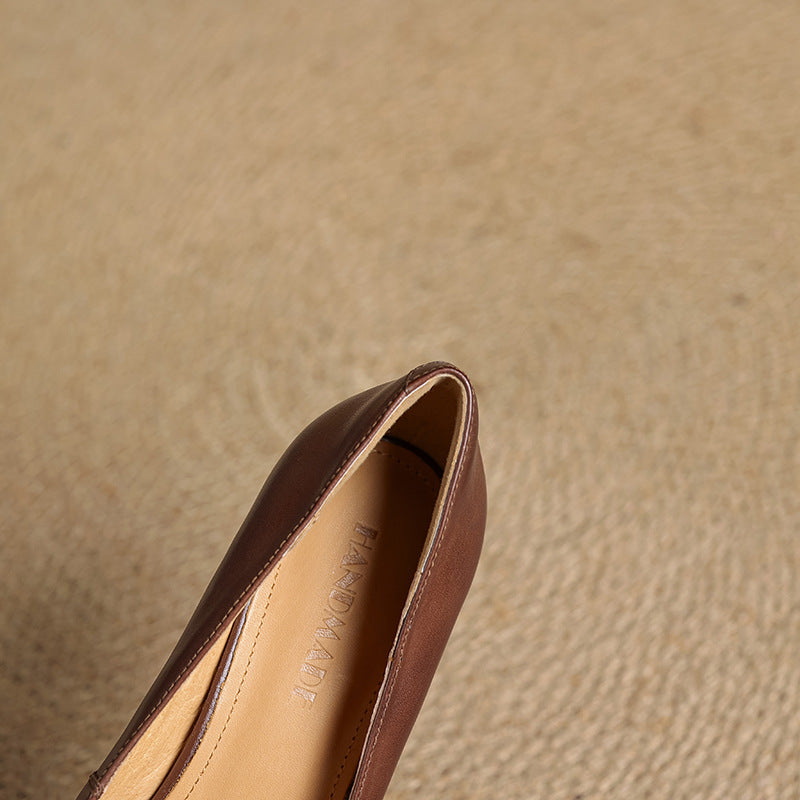 Alice – Escarpins en Cuir Carrés
