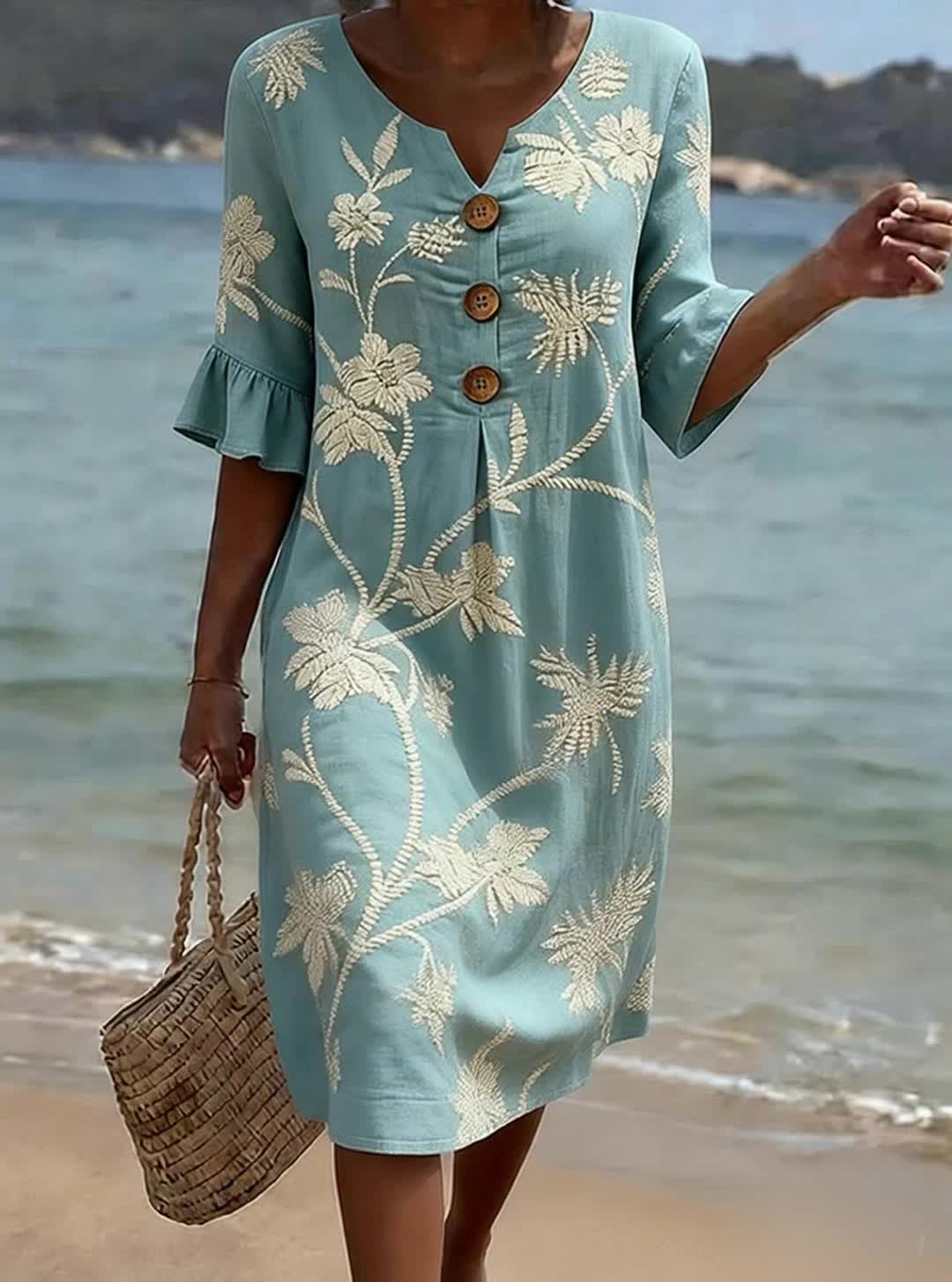 Robe décontractée à imprimé floral pour femme.