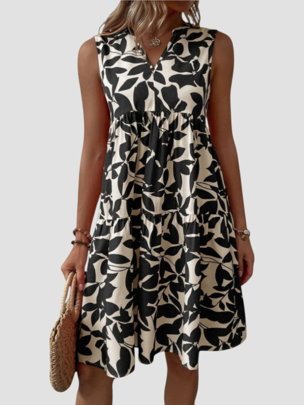 Séraphine - Robe d'Été Midi Élégante